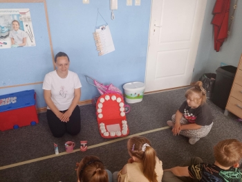 321858d9-fc72-40b4-9aa5-5523efabcff4