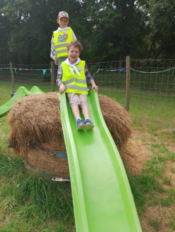 7496a327-9af3-4903-835b-d12b0d633db8