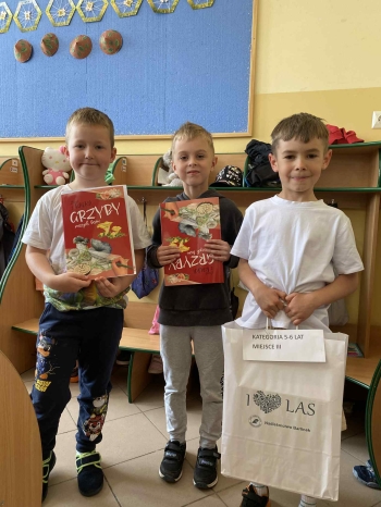 34209364-a866-4623-b879-f9da42dc4931