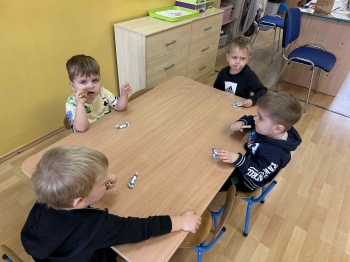 7c667d3f-4d50-45fe-adda-16671647d707