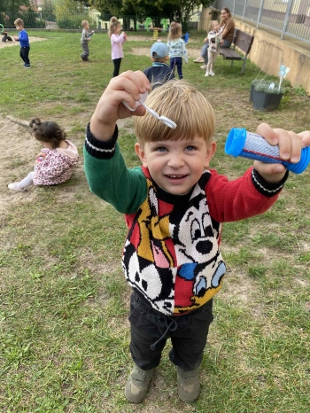 13eb7622-18b1-4769-ba84-22b59f020610