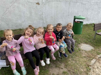 bf499ee8-4e8a-4b34-81a0-090885d54fd9