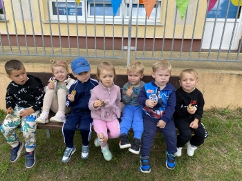 33ffa0ba-29b3-4d4b-ae6e-141f32dfe22d