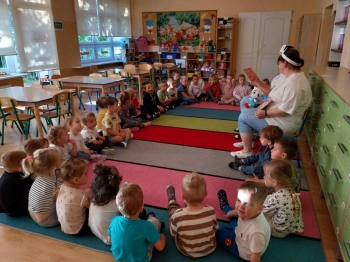 49d2d5f3-9317-411b-88a3-f7da9c8c4fef