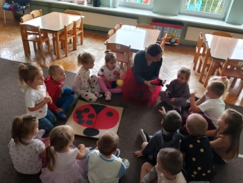 f464dc48-8ec7-436e-82d5-a9f7f3793055