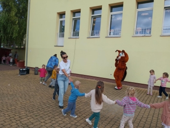 69a20a4b-d775-4fa6-b734-4d1707dab010