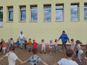 908b5aee-fa0c-44ef-9e9e-7c79b4b0154a