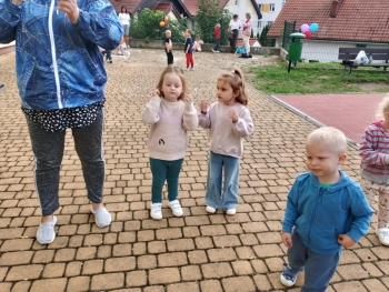 2ae6319b-b42a-4e89-9f0b-17b418cfa216