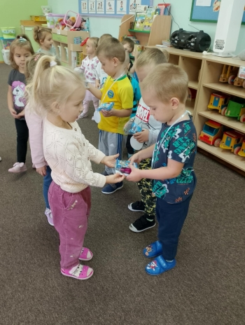 e2f7797c-0aed-43f6-9f72-9a18642014cb