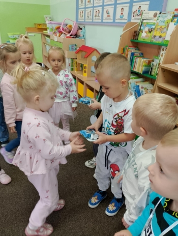 a6ffa8c3-b822-4125-9774-9270992fbd12