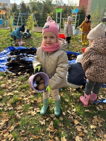 852cb064-8ea4-479f-a902-5470365700ee