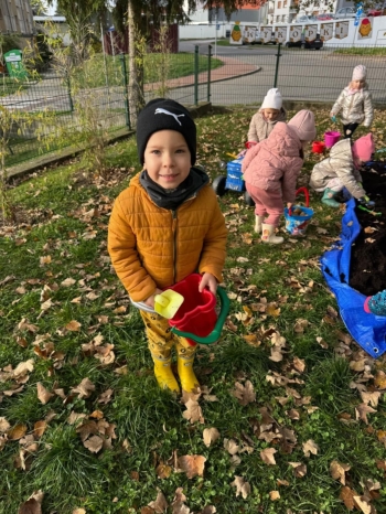 7c0c1f84-a716-4654-8c7e-2ba275c51ef6