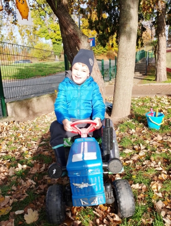 81e37c0a-69d6-40e0-b3fa-a65a8fb50f62