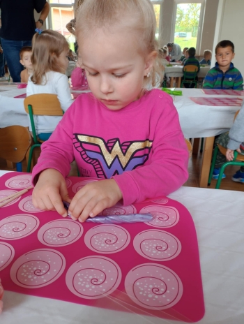 09427cb4-52fb-4cb7-a212-b84ecd8a2c3d