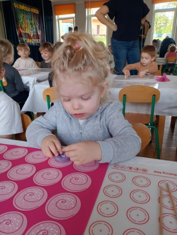 62f29a9c-50eb-42d8-9f36-c8456262540b