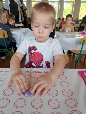 6c247737-cc6e-4d07-8bc8-4a755fefed75