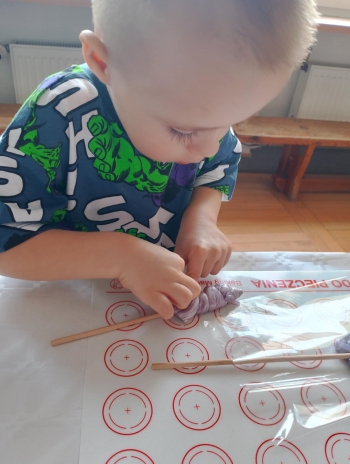 22158719-0f52-4ab2-ae1a-015fbfa9209d