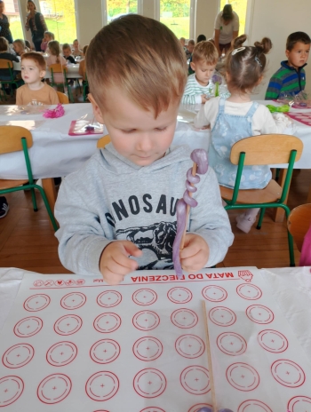 9d9aeade-f1d0-41dd-9049-a00be5432ca3