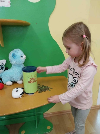 1db9b053-691c-42a7-bf53-e1d759aae5da