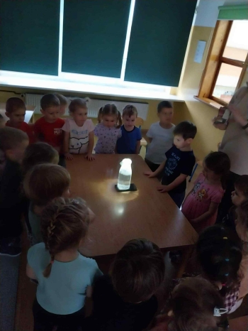 dbc2d504-c4af-41f8-851a-25e573958679