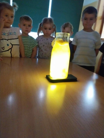 71aa1818-bb86-45a5-bc39-5b2a776a902b