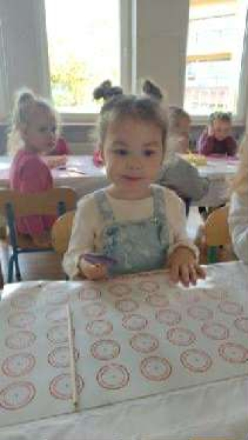 90c7d959-8f50-423d-9690-3025890f8945