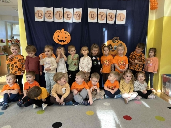 f2e121b9-4d4e-4d09-b0d3-8083cc0afade