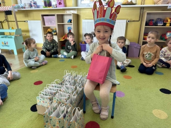 0f406b86-8de1-403b-ae9a-132ca82044c5