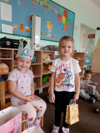 8f625f81-4ecc-4921-bfa1-05f86d719656