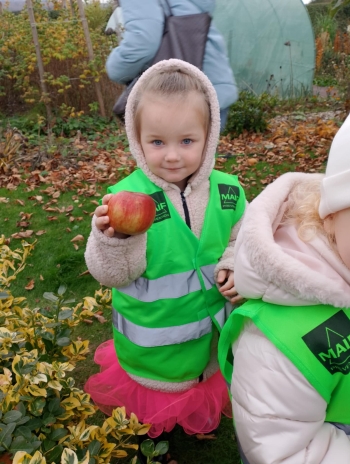 e0e5a04f-9b7a-48c2-bb79-62ba1ec161a4