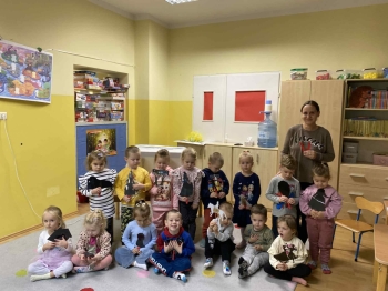 083eb836-3d2b-4b2f-a1be-ecfcbfcdc738