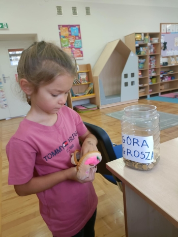 8212b75a-f6ae-45e8-bf6d-ba23a08b59c5