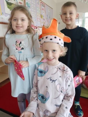 c1638461-c758-4914-8035-1be8f618796c