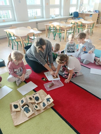 b2a91bc6-1551-4ccc-9aeb-caa102c35052