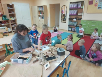 18aca3b5-3e12-4b7a-a900-753156461dcb.jfif