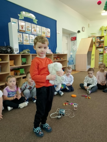 c1ee25d5-8685-46a0-8d08-ec5c92467a22