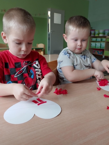 a123b099-0953-43c8-aa8f-87ac251fb4c4