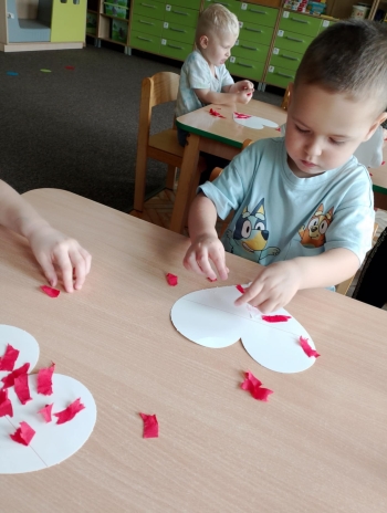 5cc18f42-7761-4405-bbdf-d74ad9119f9a