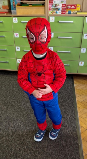 87465241-900d-4662-9f47-82eadfd4a399