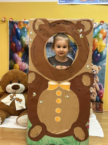 02b55516-3b03-4039-8c3d-4572c04b1655