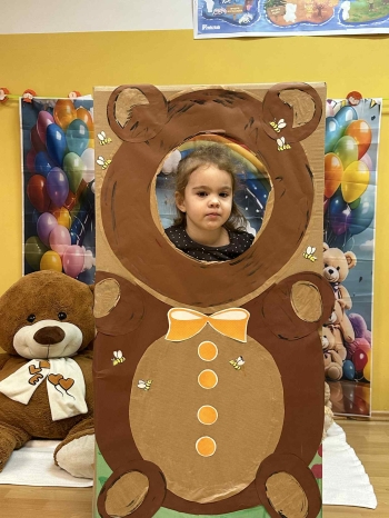 7d272c60-f92d-40d4-b6ab-abf526db52c1