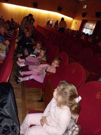 4222a505-0c60-45c1-b170-c36d6312acb9