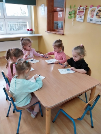 e7bada9c-0fce-4d56-8a35-9c3730a59774