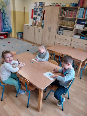 5c2686e7-f684-44f2-9816-d0368749f483