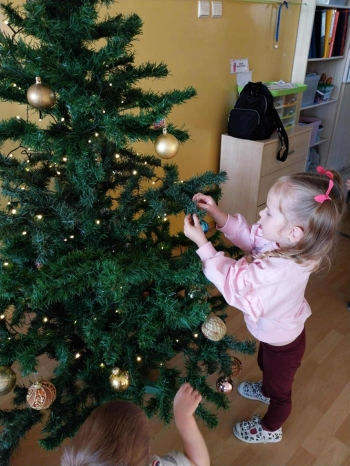 ef61644f-b94b-486e-adde-2e094287e641