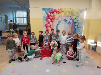 dfd23a9a-db38-4bc3-8884-d6c4b84be17e