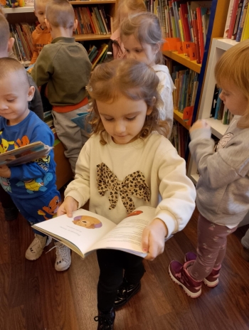 baf73146-e88b-460d-8d33-2091983d67c2