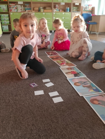 ce5f181b-cb0d-4d93-837a-f25196d1e8e2