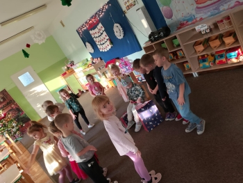 2dd73cc7-c259-40f2-98c3-8555d3df39f6