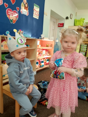 7f61fcba-b2a1-4557-89d6-933d8ea61e71